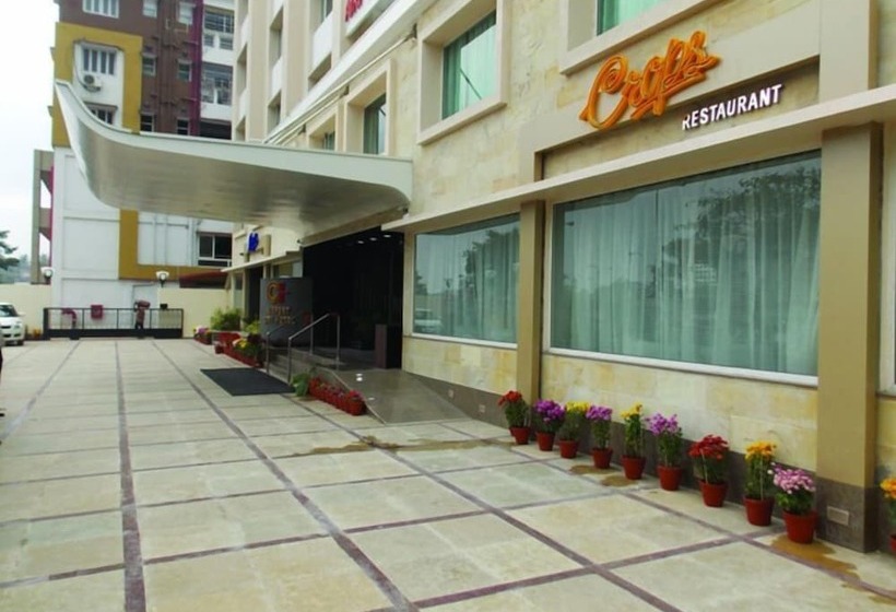 Отель Airport City