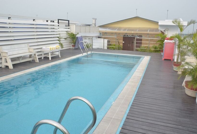 Отель Airport City