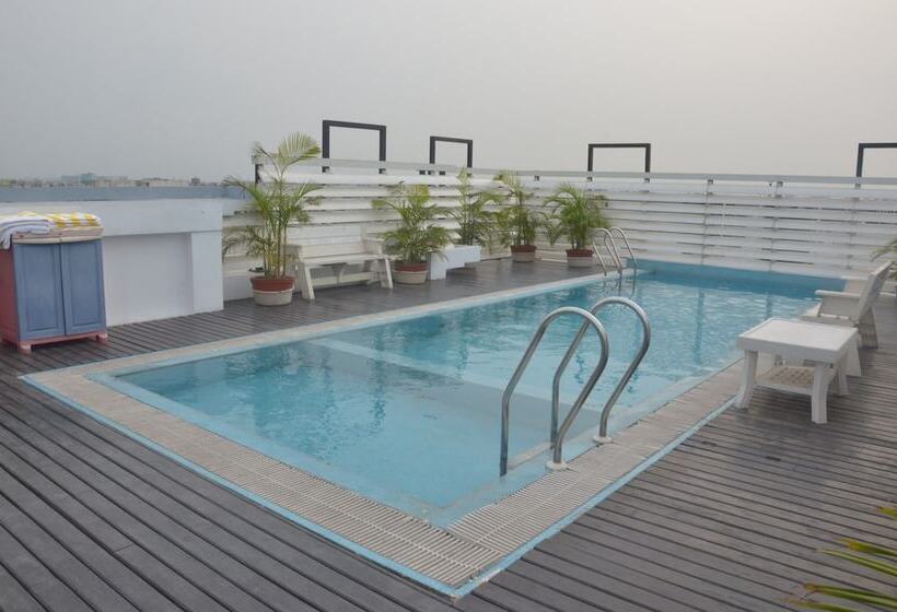 Отель Airport City