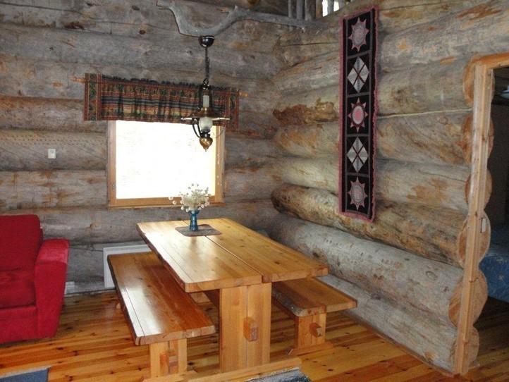 Isokelo Log Apartments