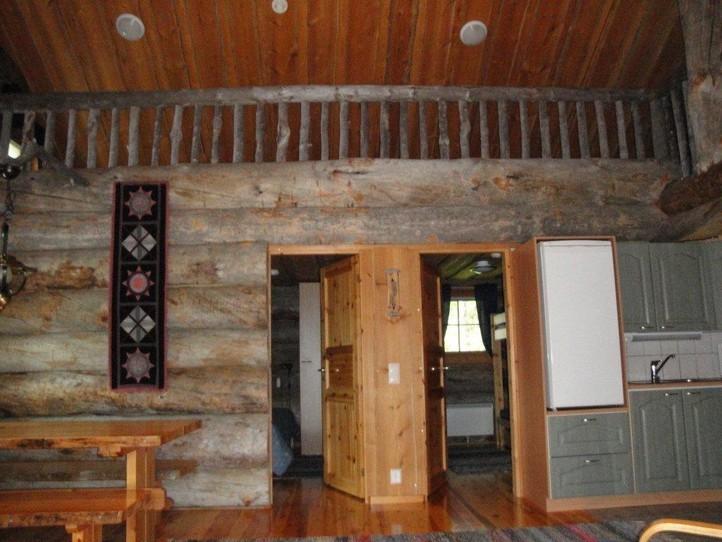 Isokelo Log Apartments