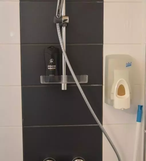Hotelli Li Ravintola Tiilikka