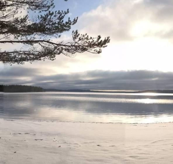 酒店 Li Ravintola Tiilikka