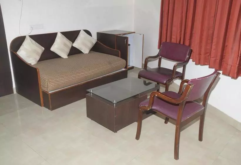 هتل Lily Bay Inn