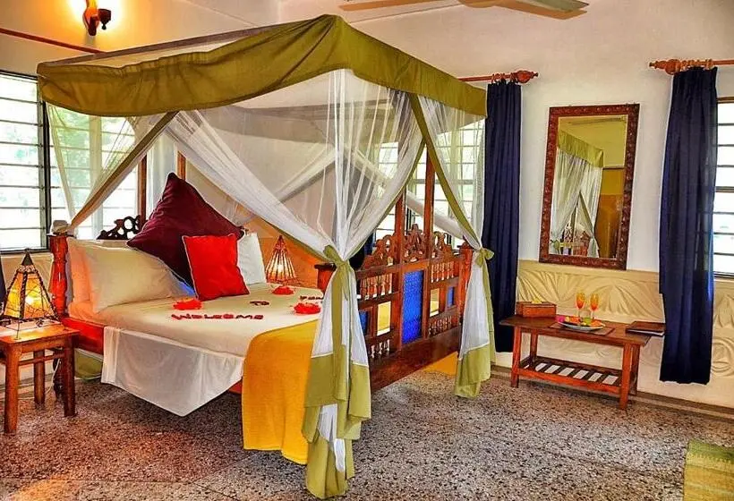 هتل Muthu Pongwe Beach