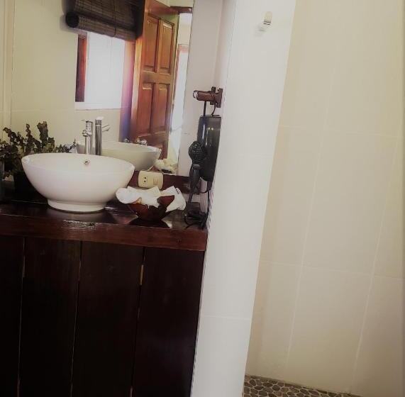 هتل Paraiso Beach