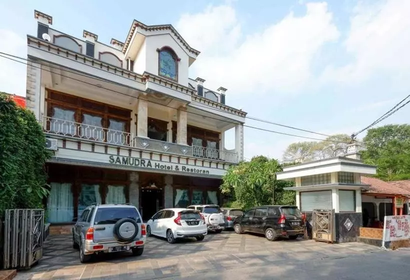 Hotelli Samudra  & Resto