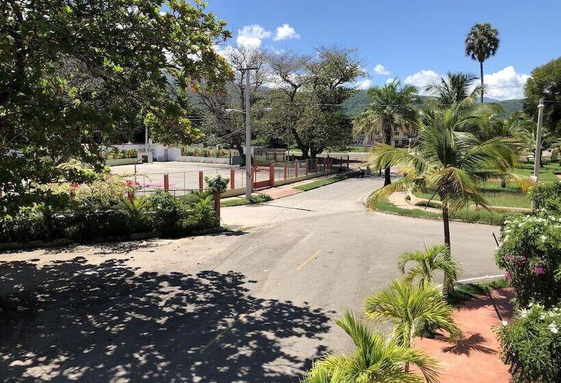 هتل Y Casino Guarocuya