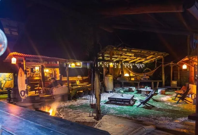 La Brújula Hostel