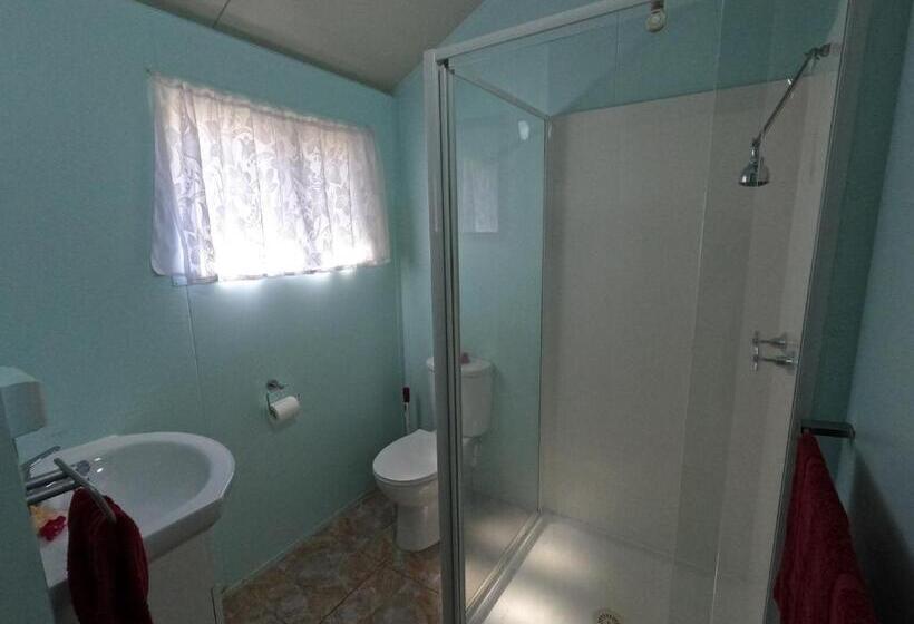 모텔 Ranginuis Retreat