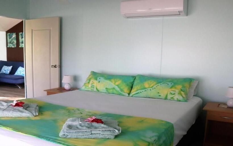 모텔 Ranginuis Retreat