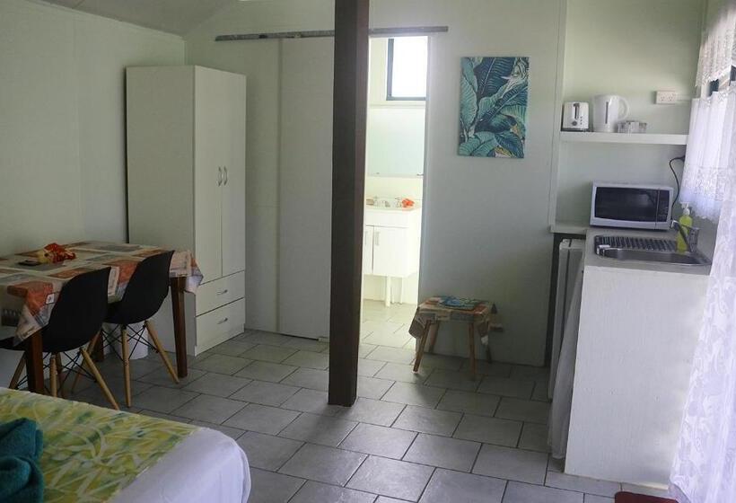 모텔 Ranginuis Retreat