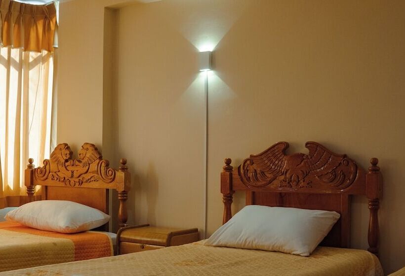 پانسیون Rama Inn Hostal