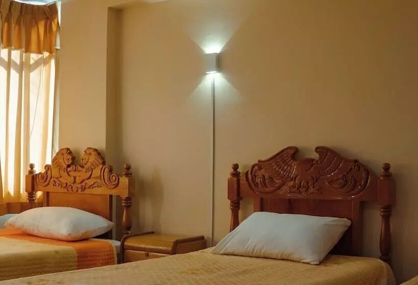 پانسیون Rama Inn Hostal
