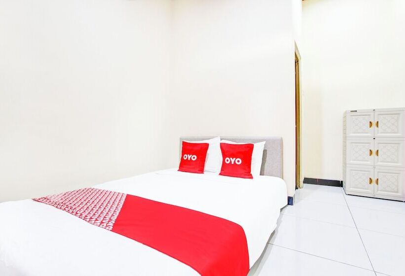 Hotel Oyo 94124 Ekslusive Double N