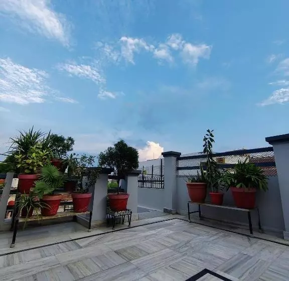 ペンション The Shailkunj Abode   Premium Homestay Near Ayodhya Airport