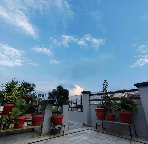 ペンション The Shailkunj Abode   Premium Homestay Near Ayodhya Airport