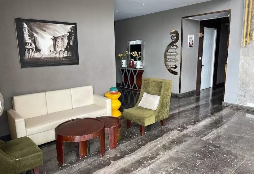 J P Hotel And Wedding Square