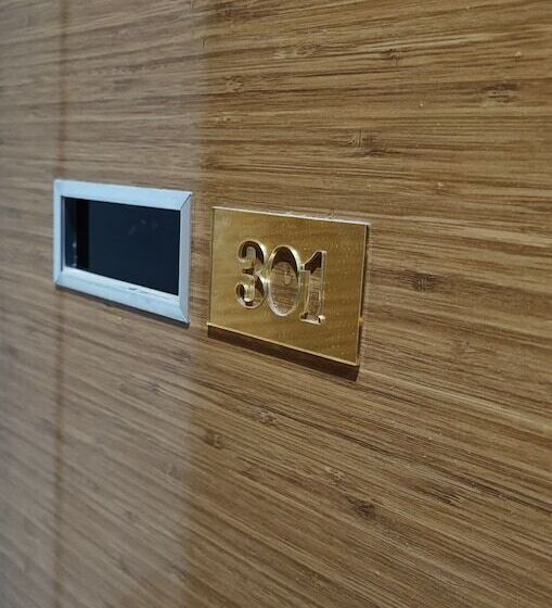 Smyrna Homes & Suits