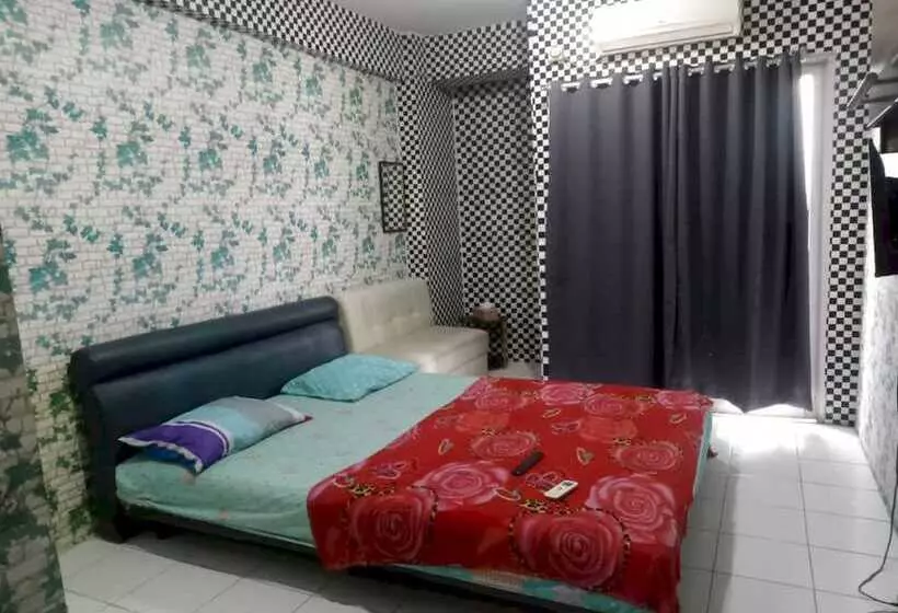 Hotelli Oyo 94106 Kitarooms Property