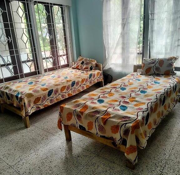 Albergue Atharv Pg For Girls