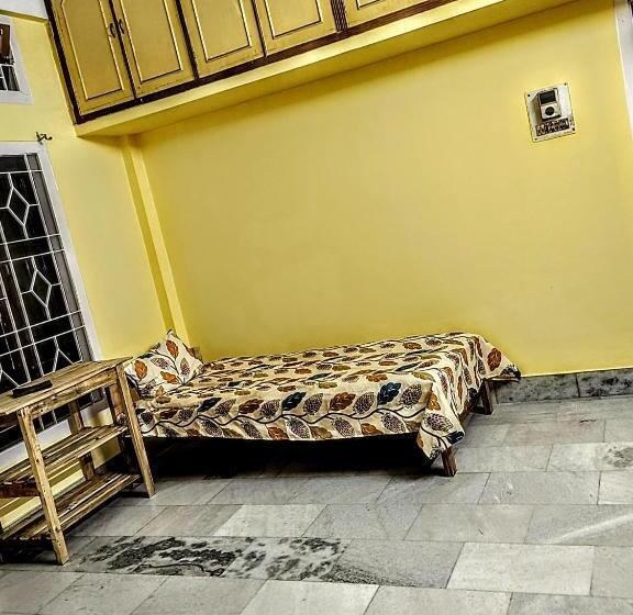 Albergue Atharv Pg For Girls