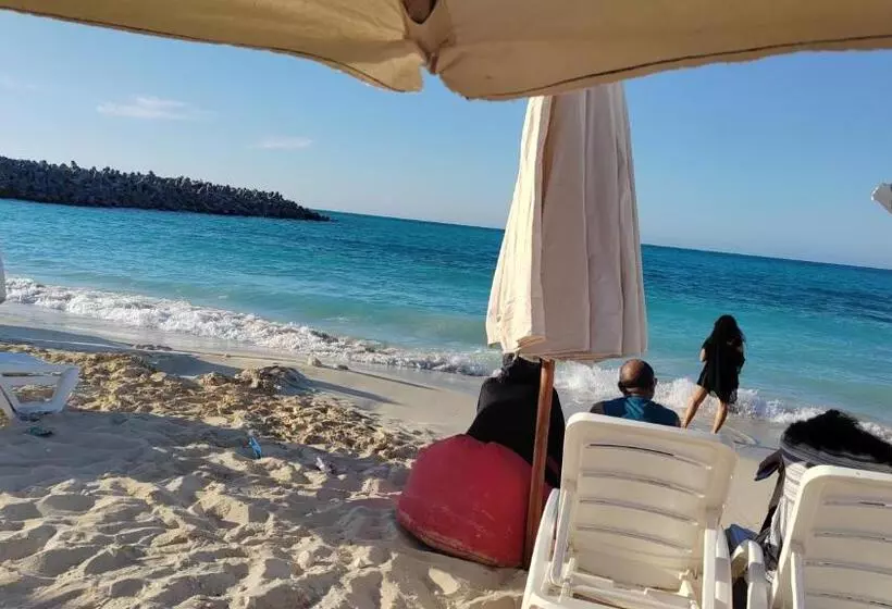 Appartement In Porto Golf Marina شاليه فندقي في بورتو جولف مارينا