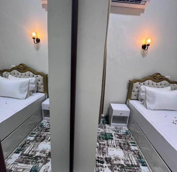 هتل Future Hostel