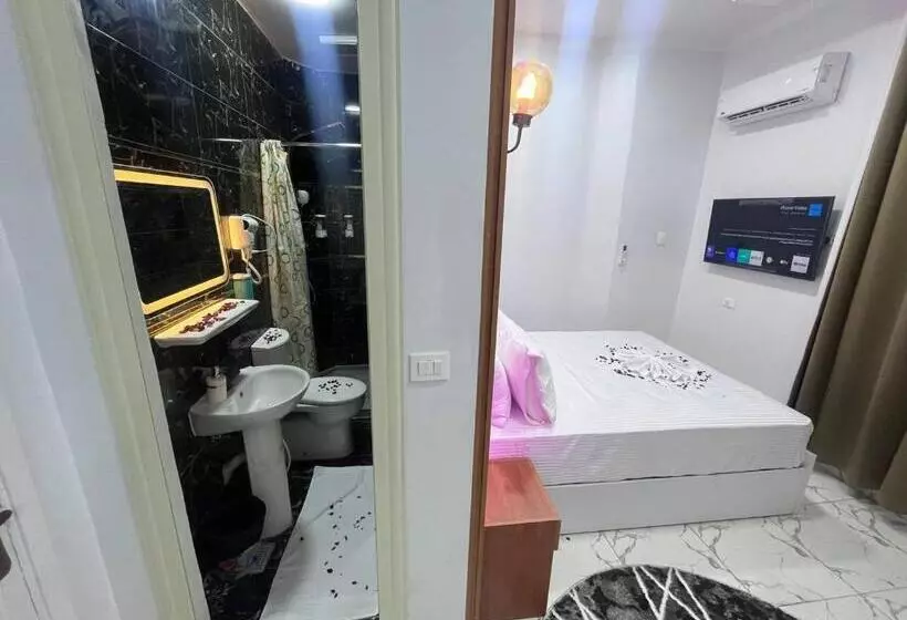 هتل Future Hostel