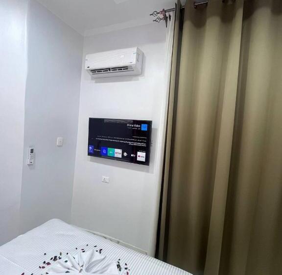 هتل Future Hostel