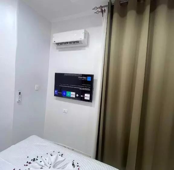 هتل Future Hostel