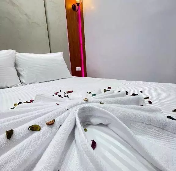 هتل Future Hostel