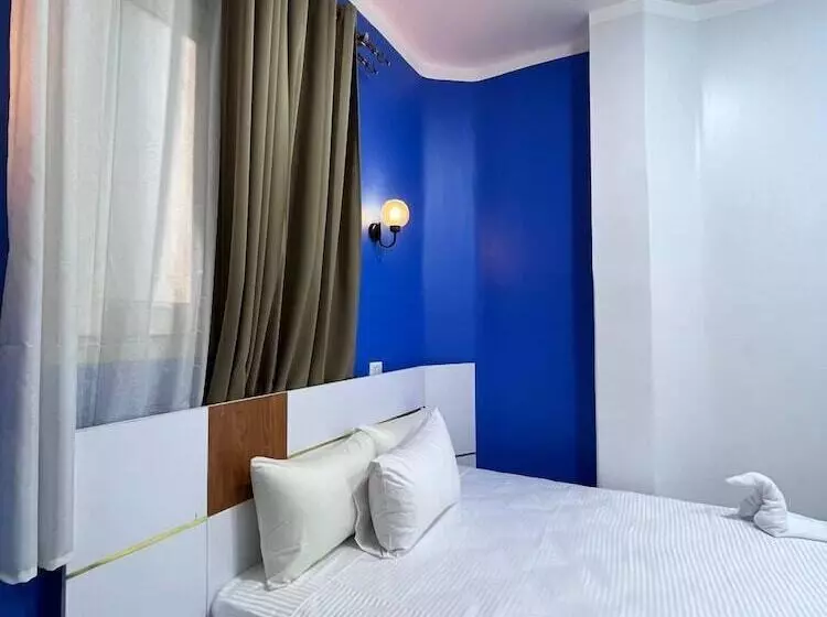 هتل Future Hostel