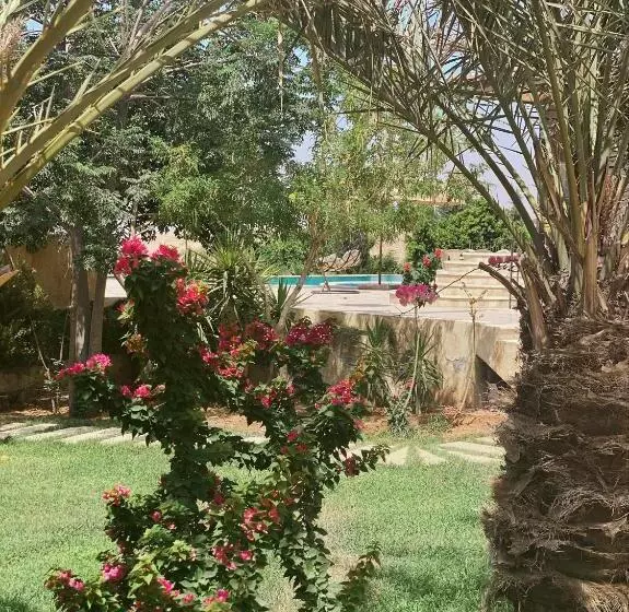 هتل Nurai Farm