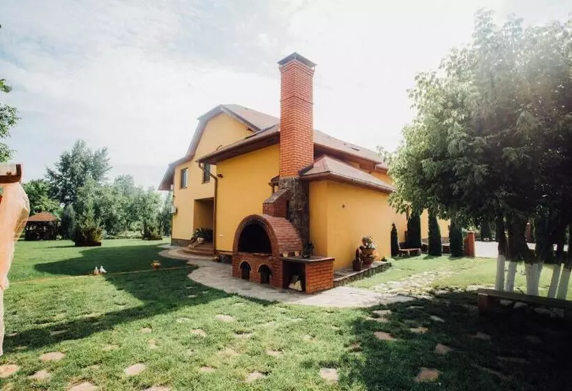پانسیون Villa Fenix