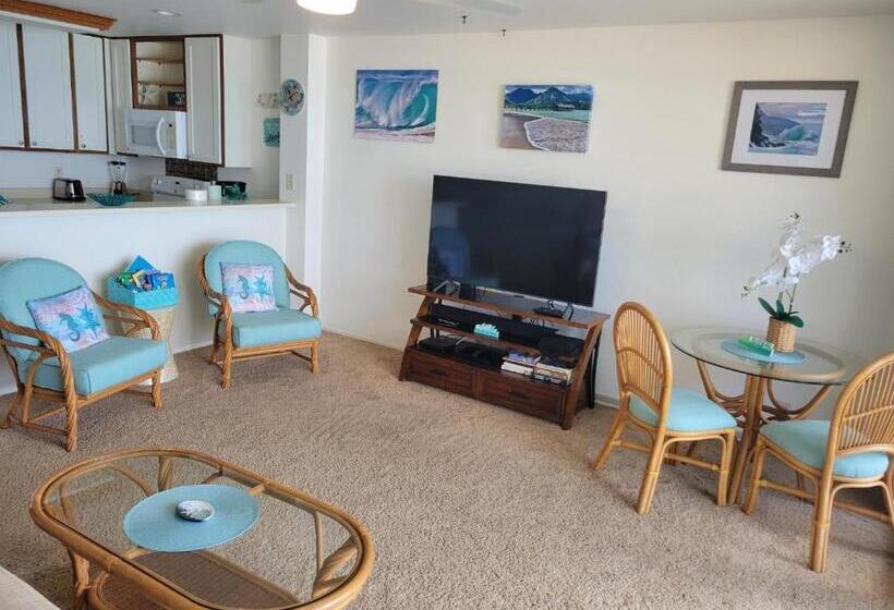 Stunning Oceanfront Condo   The Seashore Hideaway, Wailua Bay View, Unit 208, Kapaa