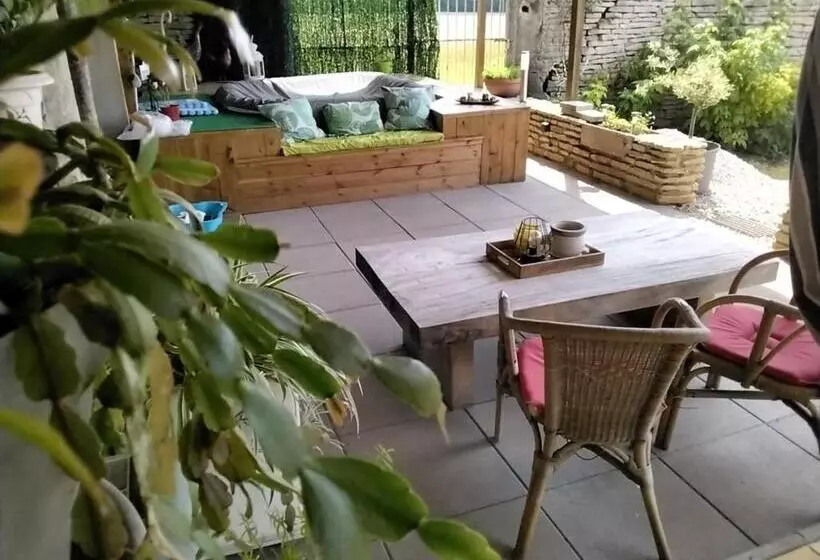 Aamiaismajoitus (B&B) La Ferme De Tart