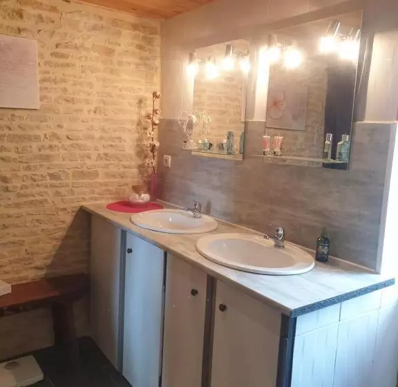 Aamiaismajoitus (B&B) La Ferme De Tart