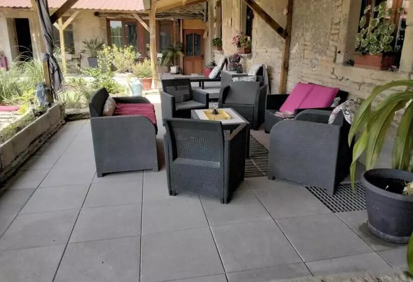 Aamiaismajoitus (B&B) La Ferme De Tart