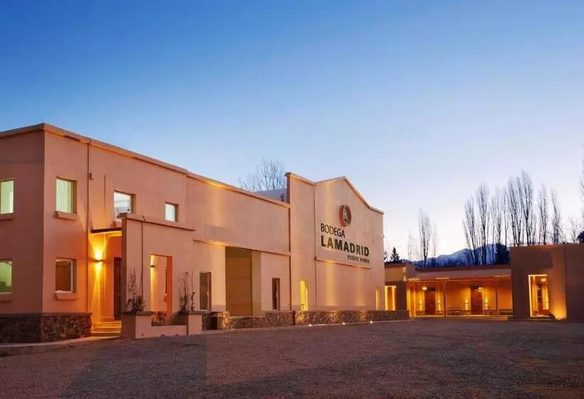 Aamiaismajoitus (B&B) Lamadrid Guest House