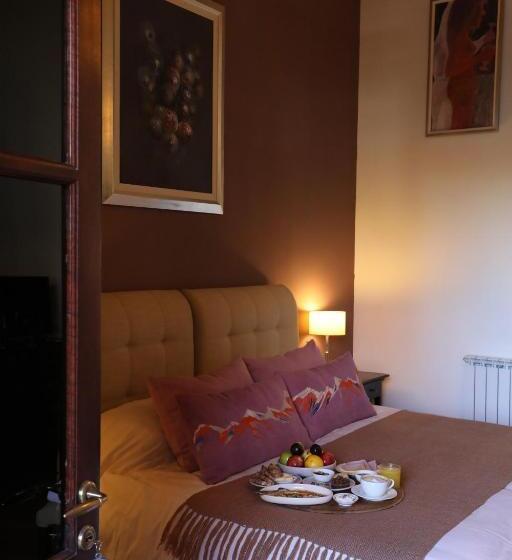 住宿加早餐 Lamadrid Guest House