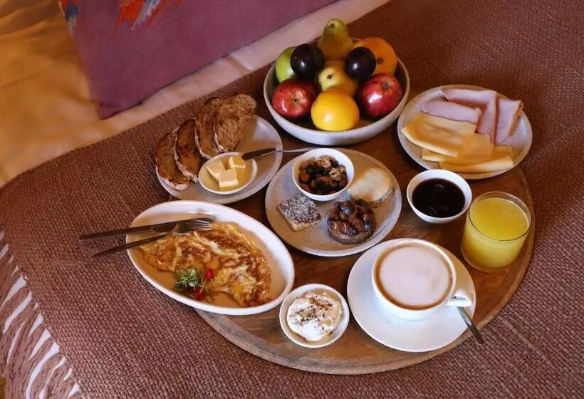 Aamiaismajoitus (B&B) Lamadrid Guest House