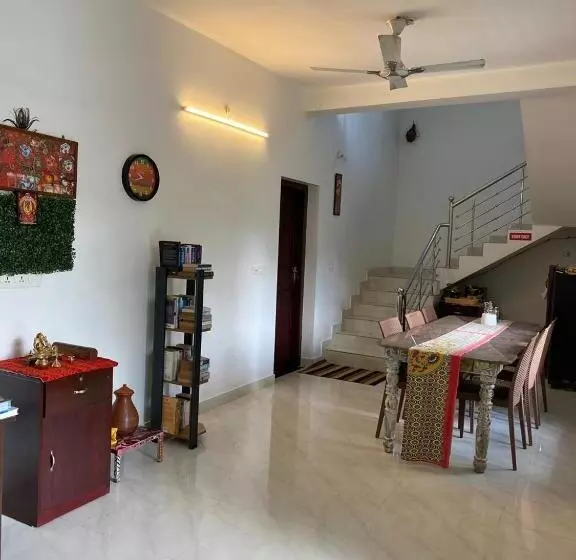 Aamiaismajoitus (B&B) Sree Valsam Inn Bed Breakfast