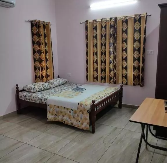 Aamiaismajoitus (B&B) Sree Valsam Inn Bed Breakfast