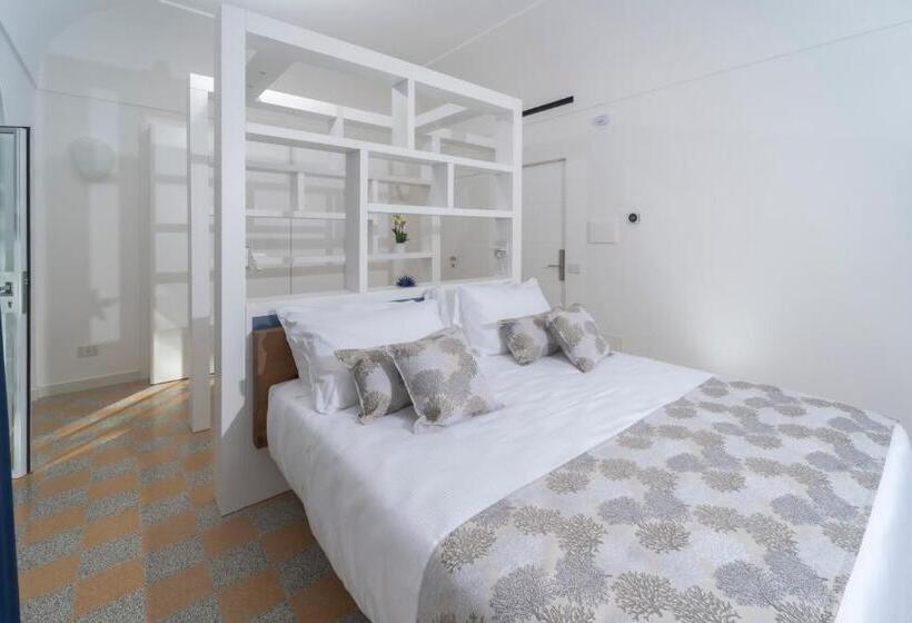 تختخواب و صبحانه Villa L Ara