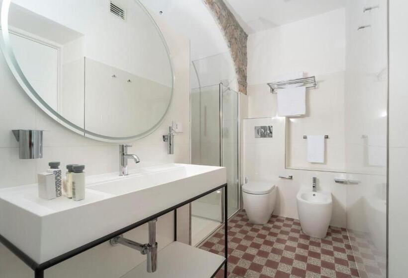 تختخواب و صبحانه Villa L Ara