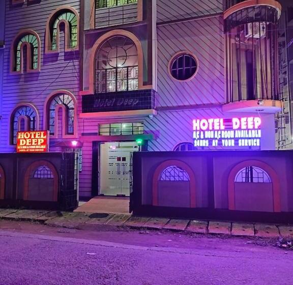 Szálloda Deep