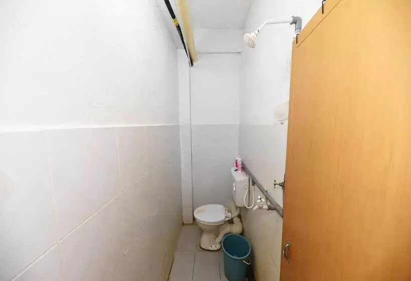 ホテル Oyo 91005 My Gunung Budget