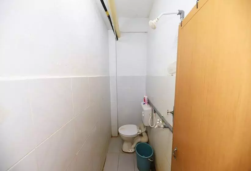 ホテル Oyo 91005 My Gunung Budget