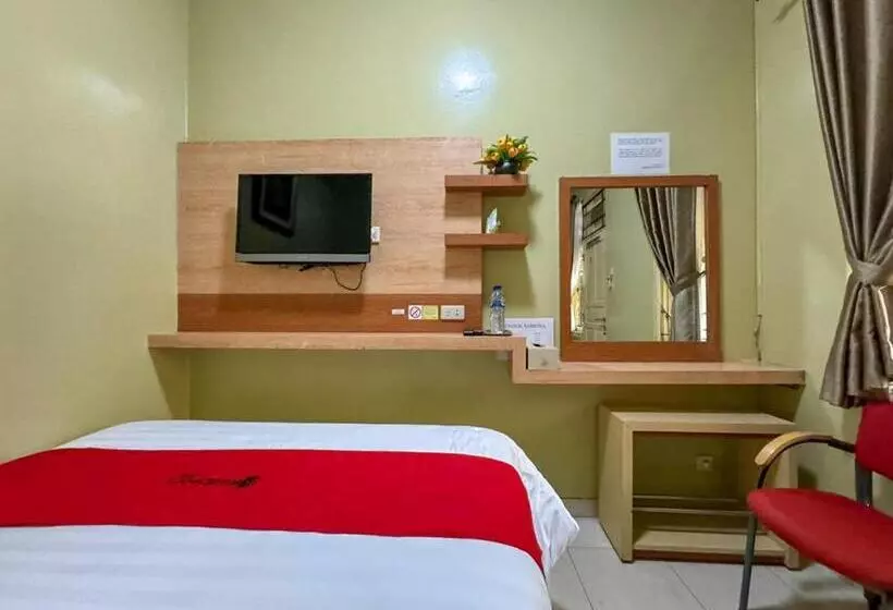 هتل Reddoorz At Shabrina Homestay Syariah Maguwo